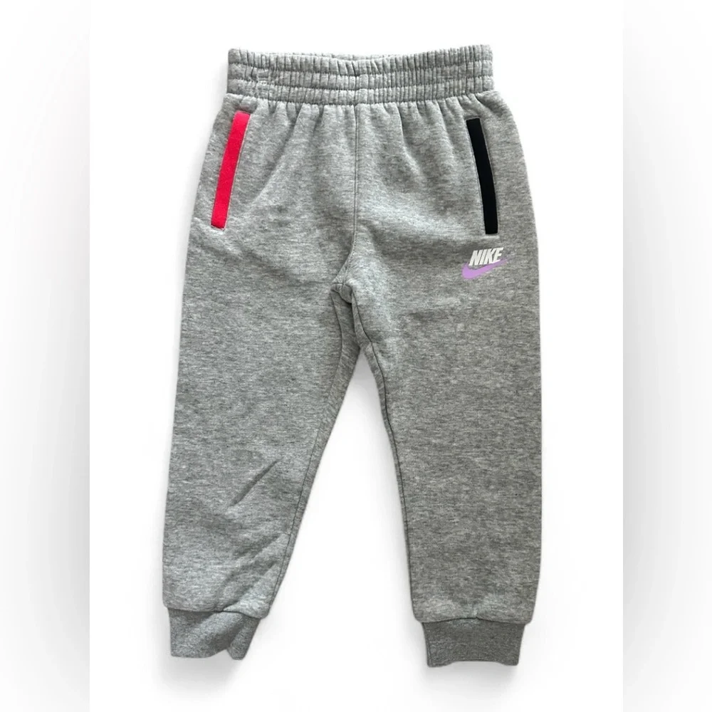 Nike 🏀 Basketball Hooded Sweatshirt & Jogger Pants 2PC Set Boys 4T NWT - Picture 4 of 4